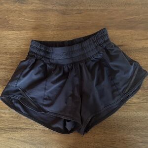 Lululemon Hotty Hot LR 2.5